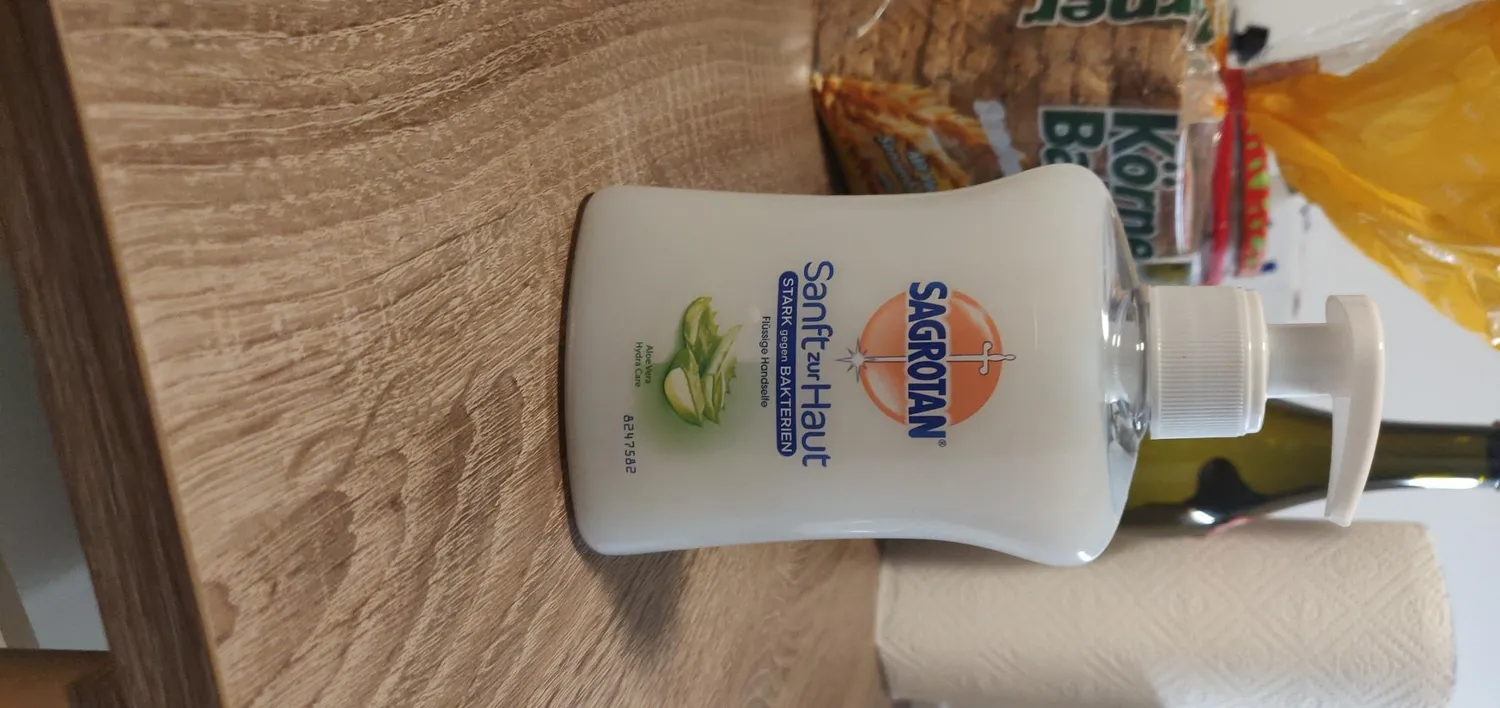 Sagrotan Blühende Apfelwiese Handseife 250ml Apfel feuchtigkeitsspendend