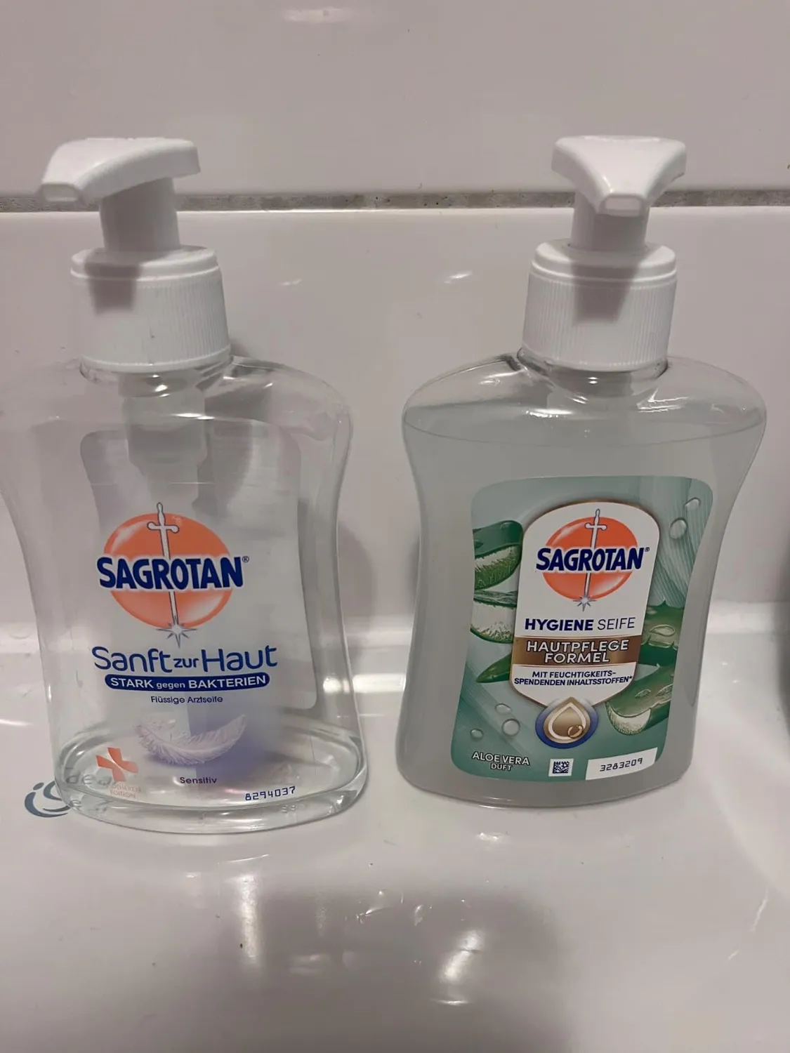 Sagrotan Blühende Apfelwiese Handseife 250ml Apfel feuchtigkeitsspendend