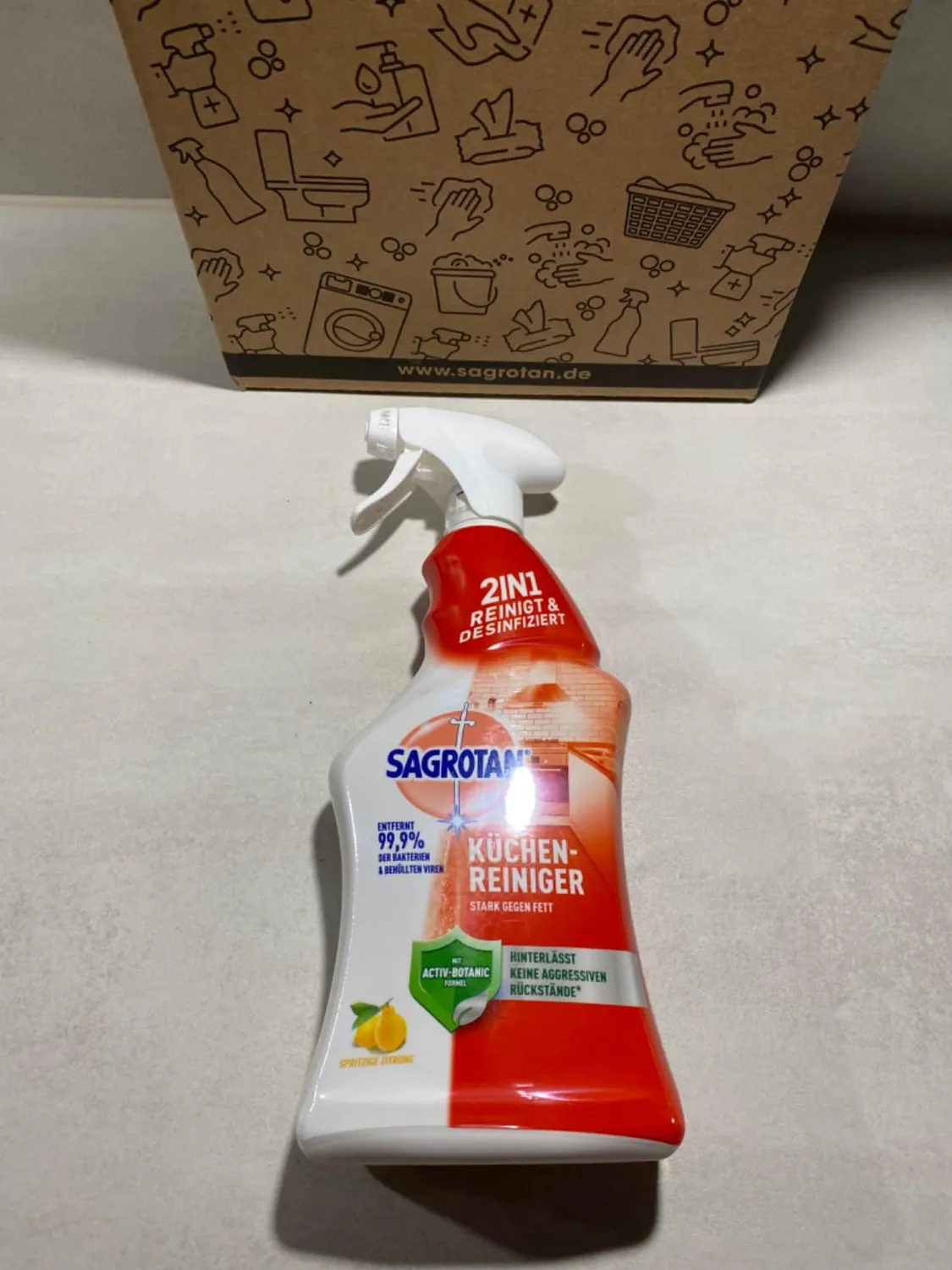 Sagrotan Küchen-Reiniger Zitrone Spray 4x750ml fettlösend