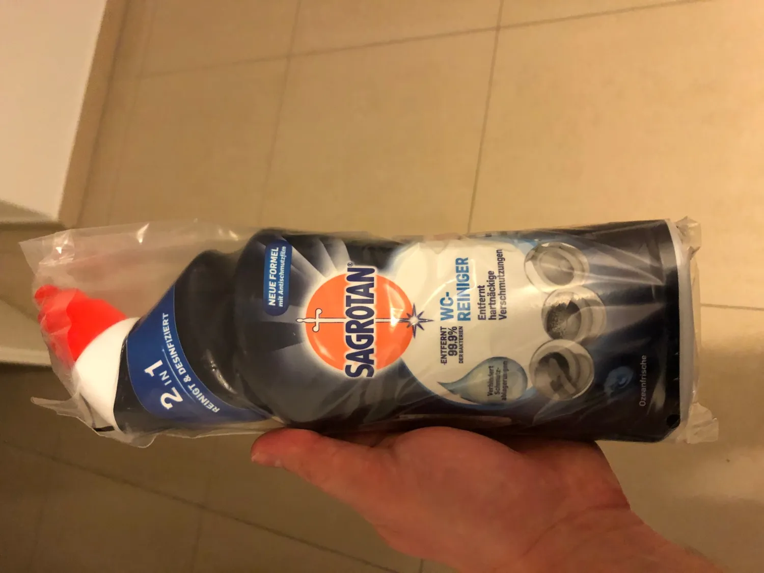Sagrotan WC-Reiniger Ozeanfrische Gel 4x750ml Antischmutzfilm