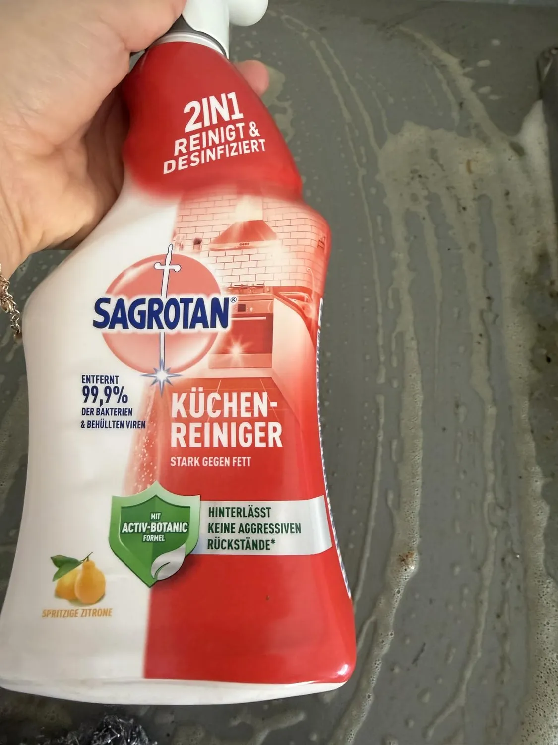 Sagrotan Küchen-Reiniger Zitrone Spray 4x750ml fettlösend